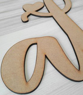 Nombres grandes de madera
